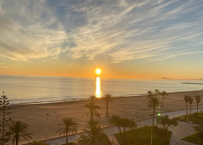 Frente Al Mar